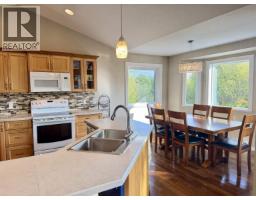 608 Reid Drive, Vanderhoof, BC V0J3A2 Photo 15
