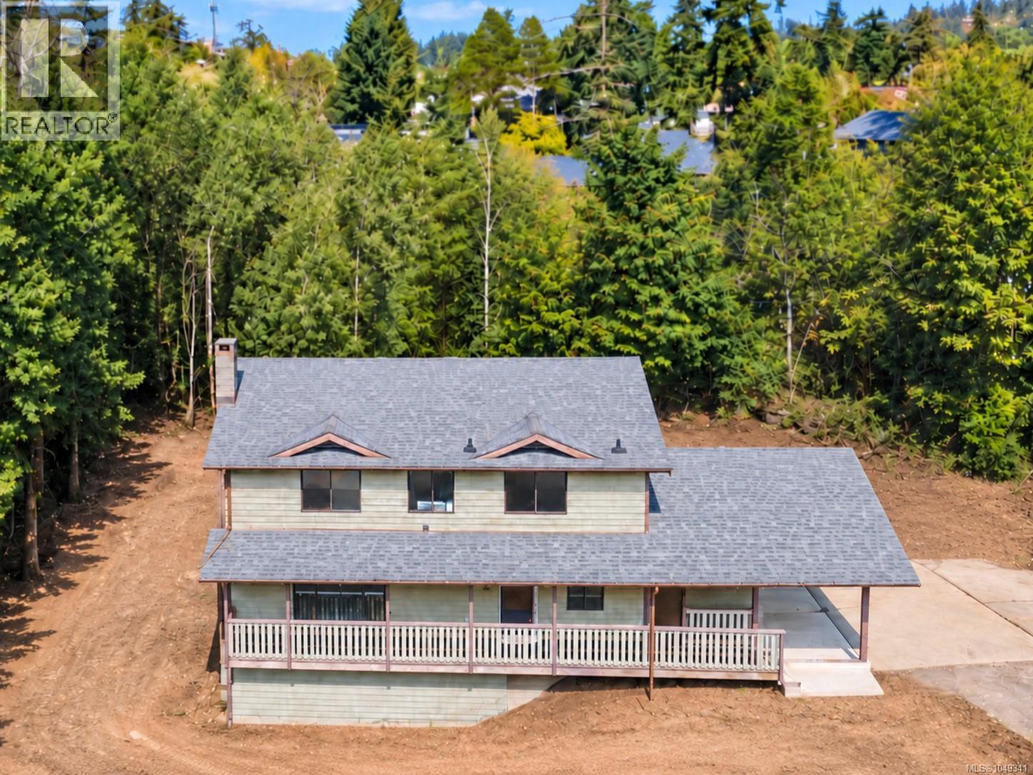 Property for sale at 15 PARKCREST Dr