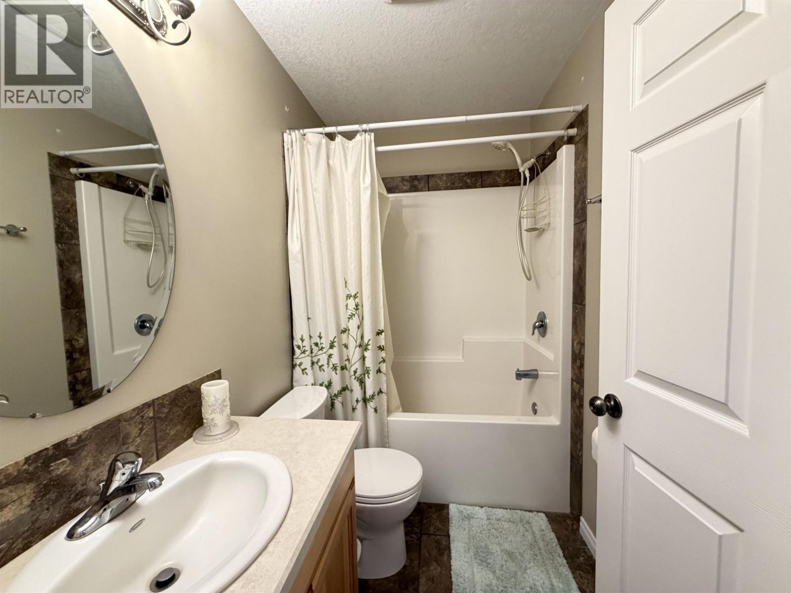 608 REID DRIVE - 31