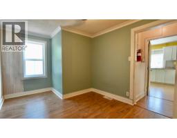 10111 106 Avenue, Peace River, AB T8S1K9 Photo 16