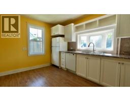 10111 106 Avenue, Peace River, AB T8S1K9 Photo 14