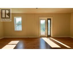10111 106 Avenue, Peace River, AB T8S1K9 Photo 18