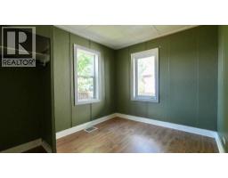 10111 106 Avenue, Peace River, AB T8S1K9 Photo 21