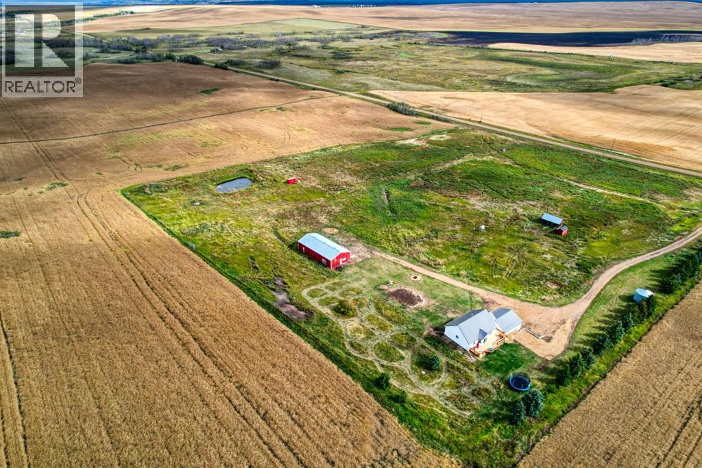 340044 Range Road 215, Rural Starland County, Alberta, T0M2C0