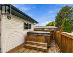 A, 10 Birch Road, Fort Mcmurray, AB T9H1J7 Photo 31