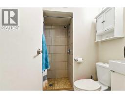 A, 10 Birch Road, Fort Mcmurray, AB T9H1J7 Photo 25
