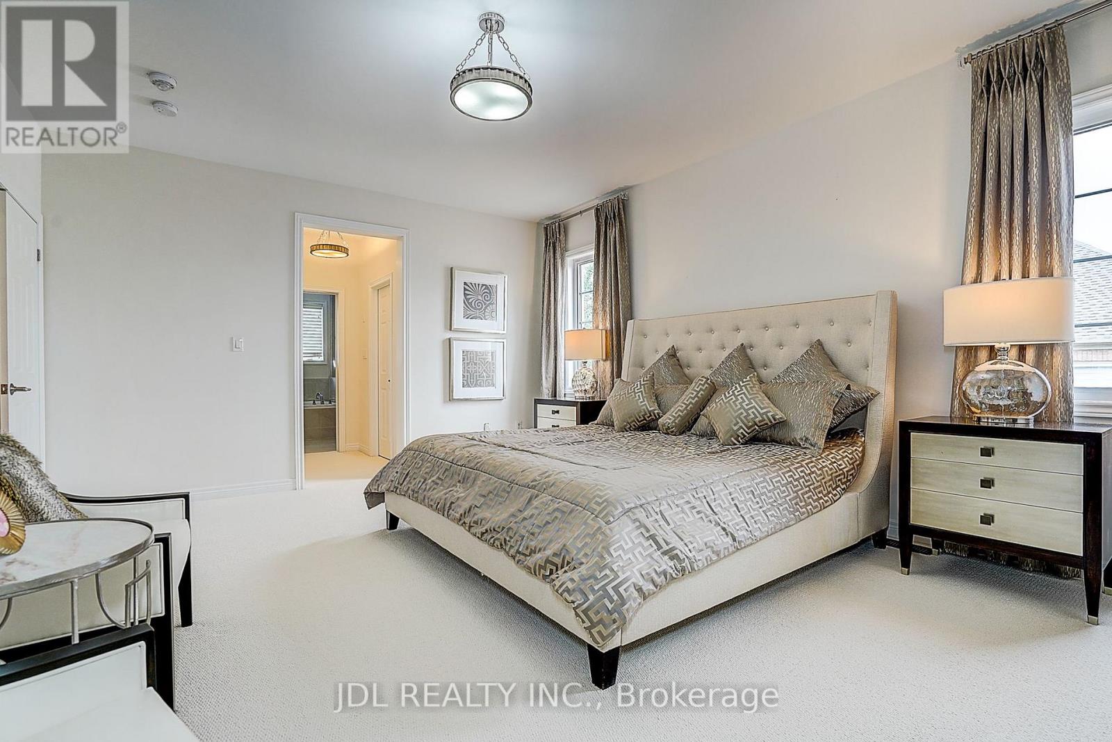 39 JEFFREY NIHDA CRESCENT - 33