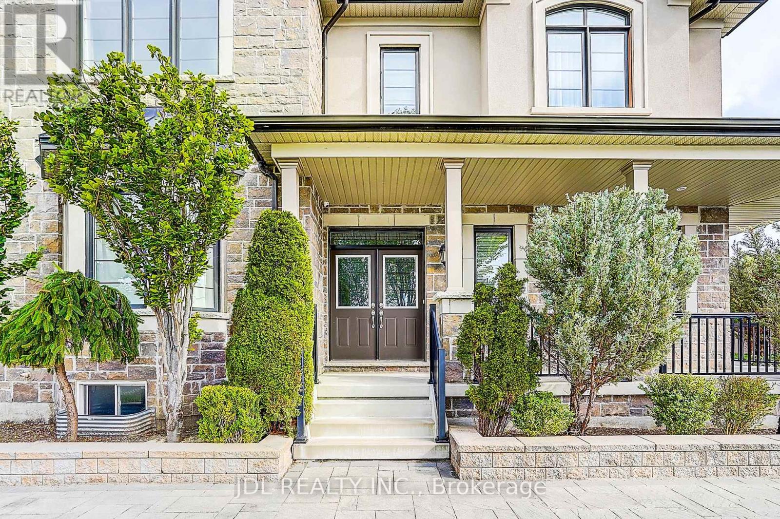 39 JEFFREY NIHDA CRESCENT - 5