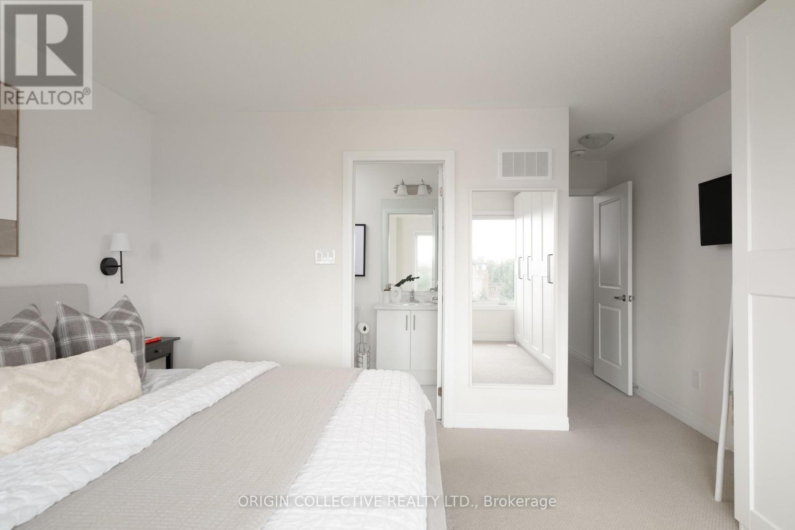 45 CARNEROS WAY N - 21