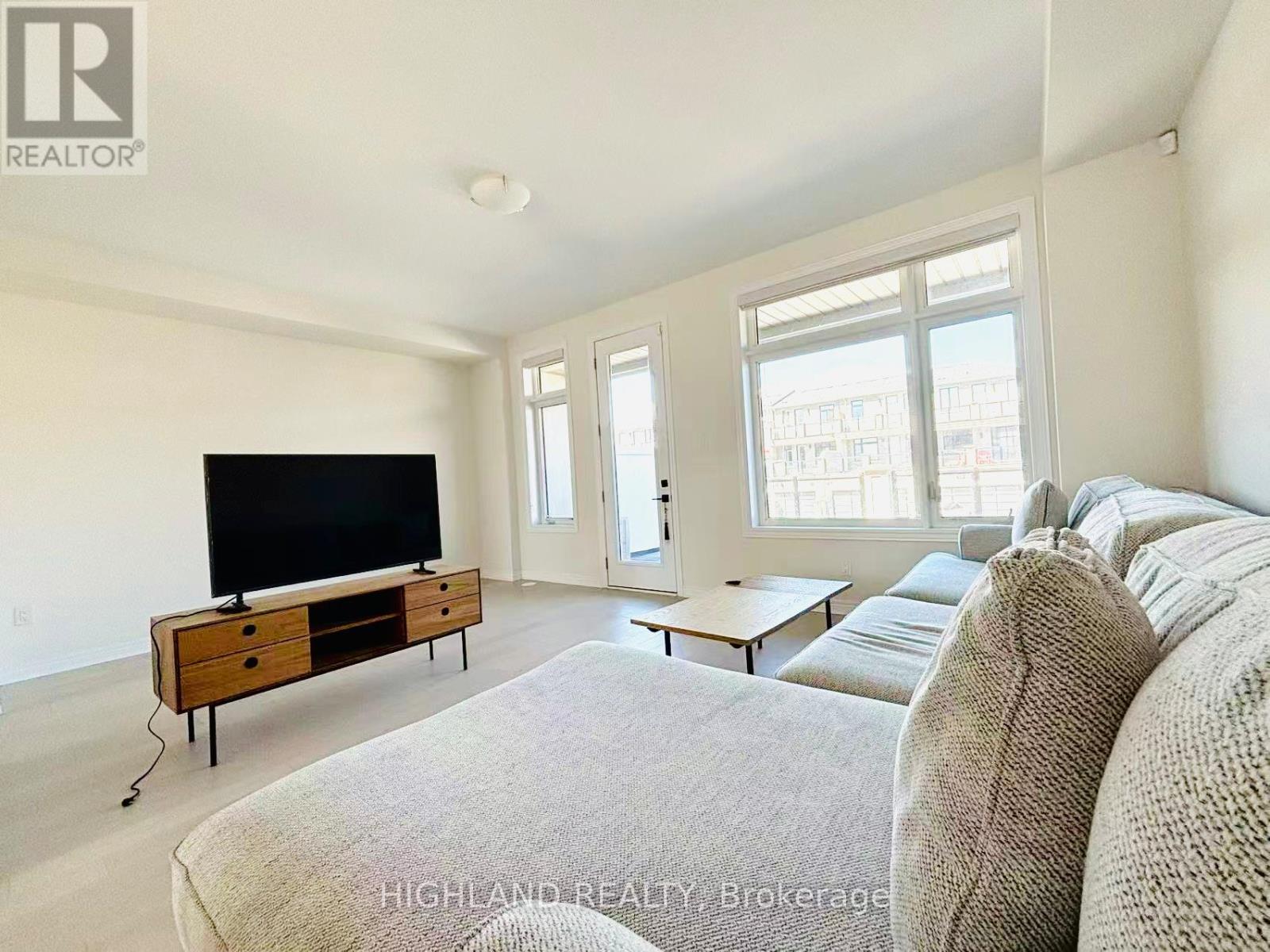 12 ROBERT EATON AVENUE - 13