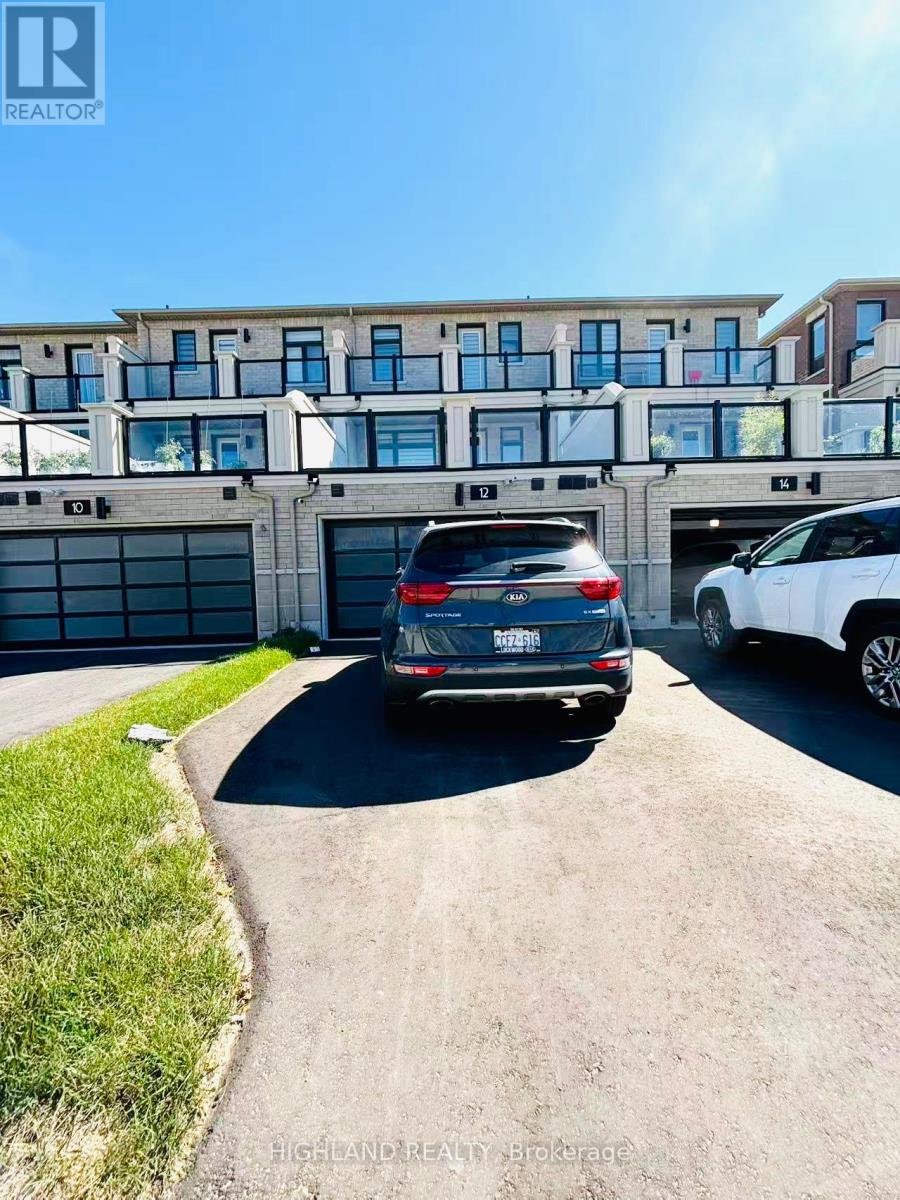 12 ROBERT EATON AVENUE - 22