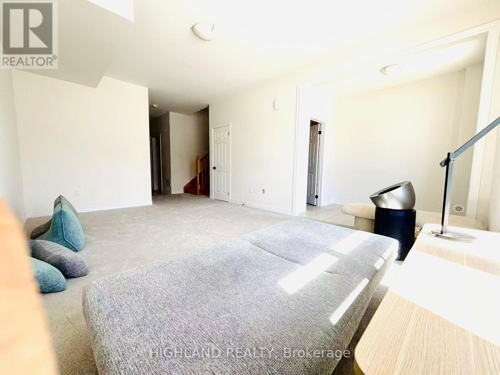 12 ROBERT EATON AVENUE - 7