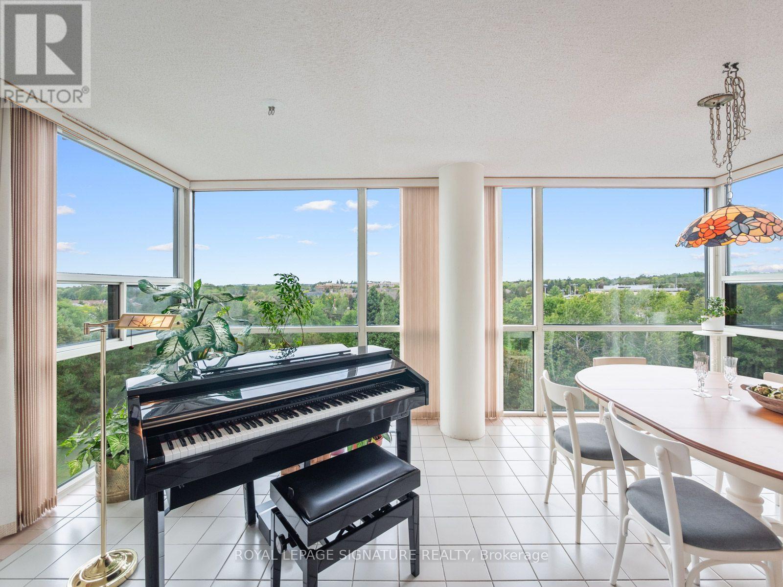 # 716 - 40 HARDING BOULEVARD W