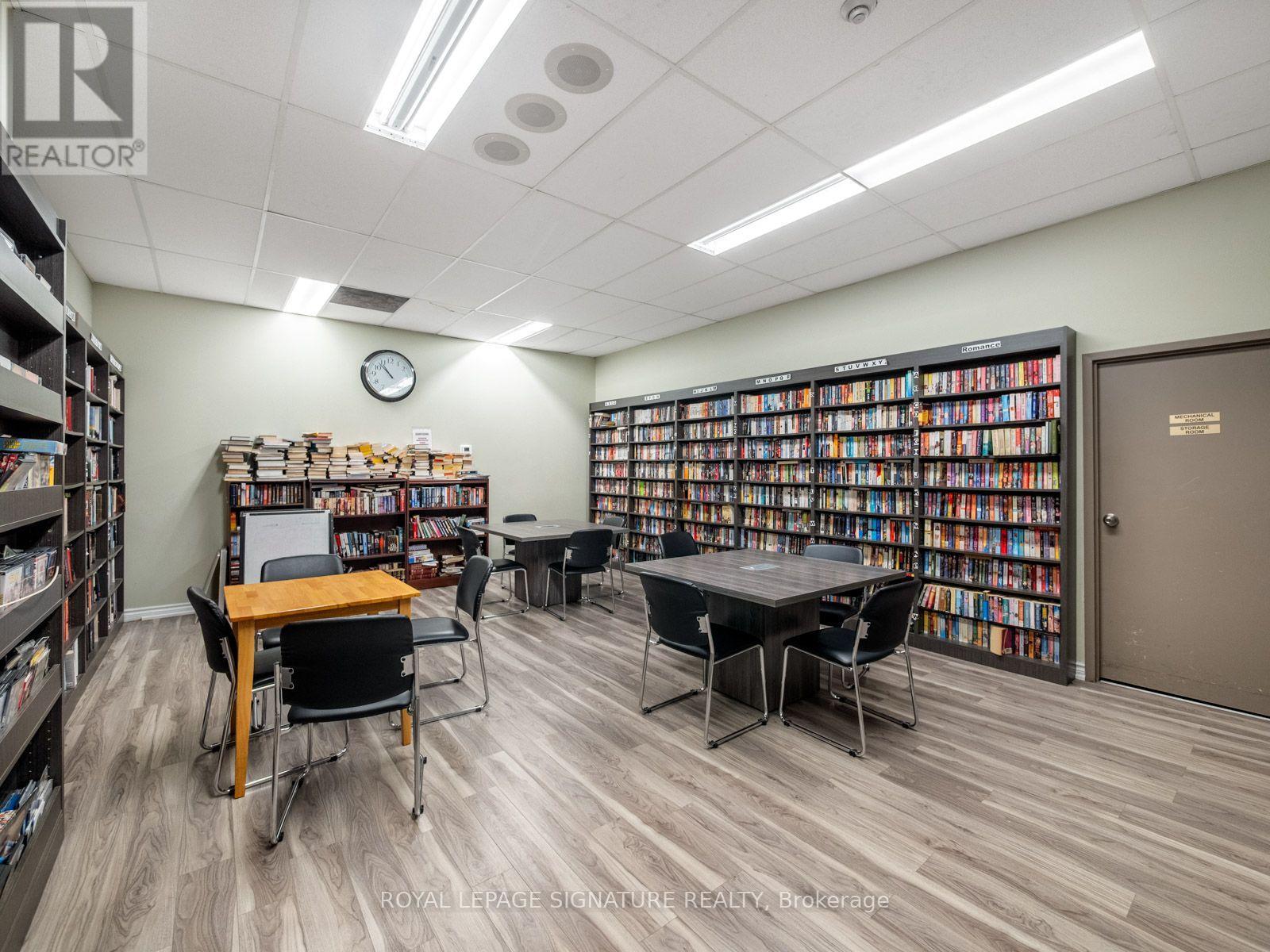 ## 716 40 HARDING BOULEVARD W - 33
