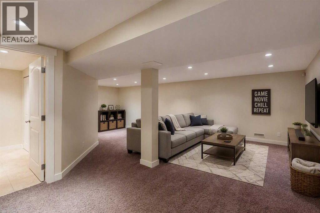 23 Brown Crescent NW - 34