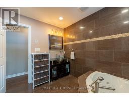 3304 Goldstein Road, Severn, ON L0K2B0 Photo 18