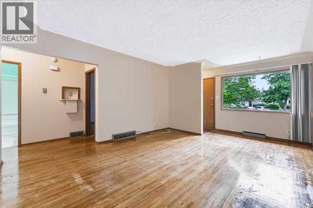 2731 & 2733, 2731 17 Street NW - Image 21