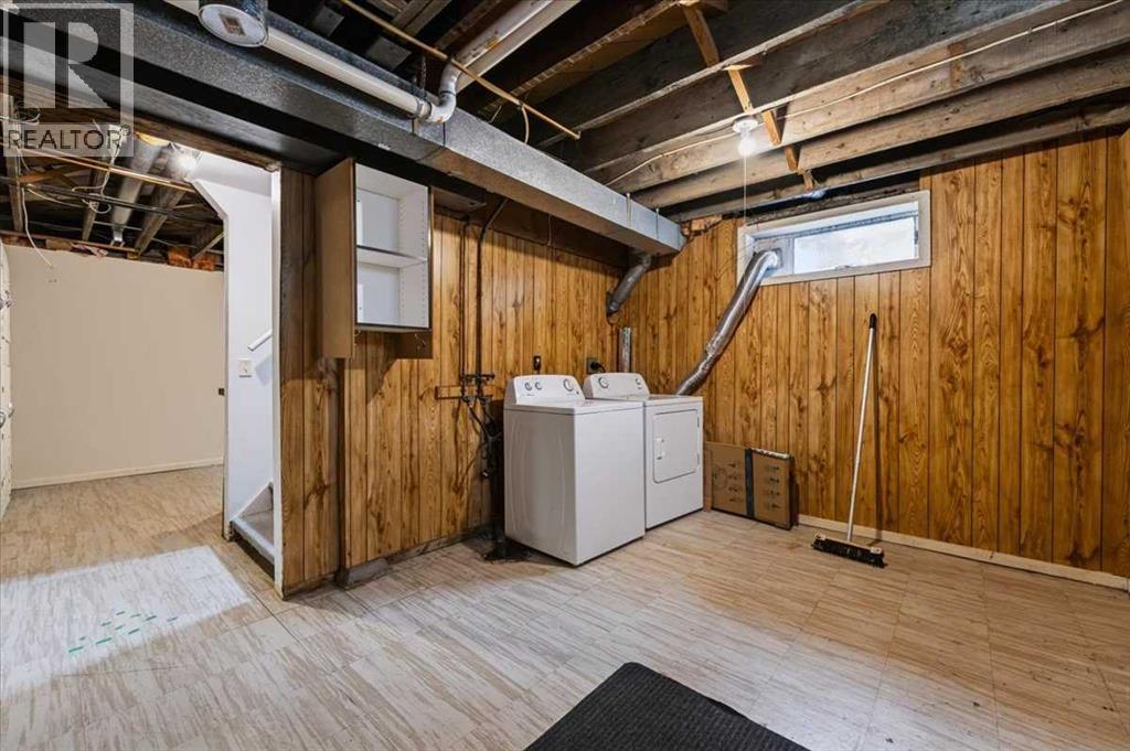 2731 & 2733, 2731 17 Street NW - 34