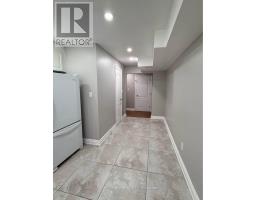 2468 Hensall Street, Mississauga, ON L5A2T2 Photo 6