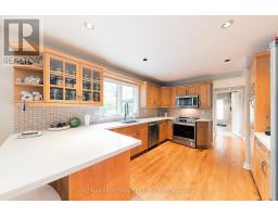 1290 Braeside Drive, Oakville, ON L6J2A4 Photo 12