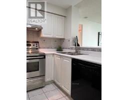 Foyer - Ph101 - 11 Lee Centre Drive, Toronto, ON M1H3J5 Photo 6