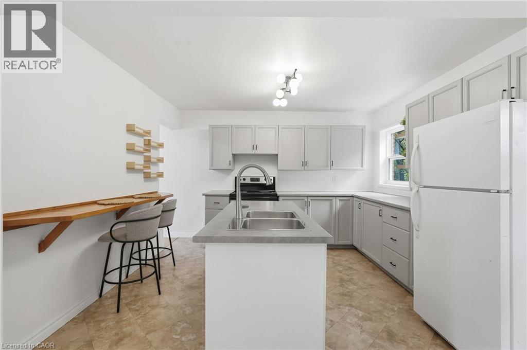 166 EMERALD Street S - 12