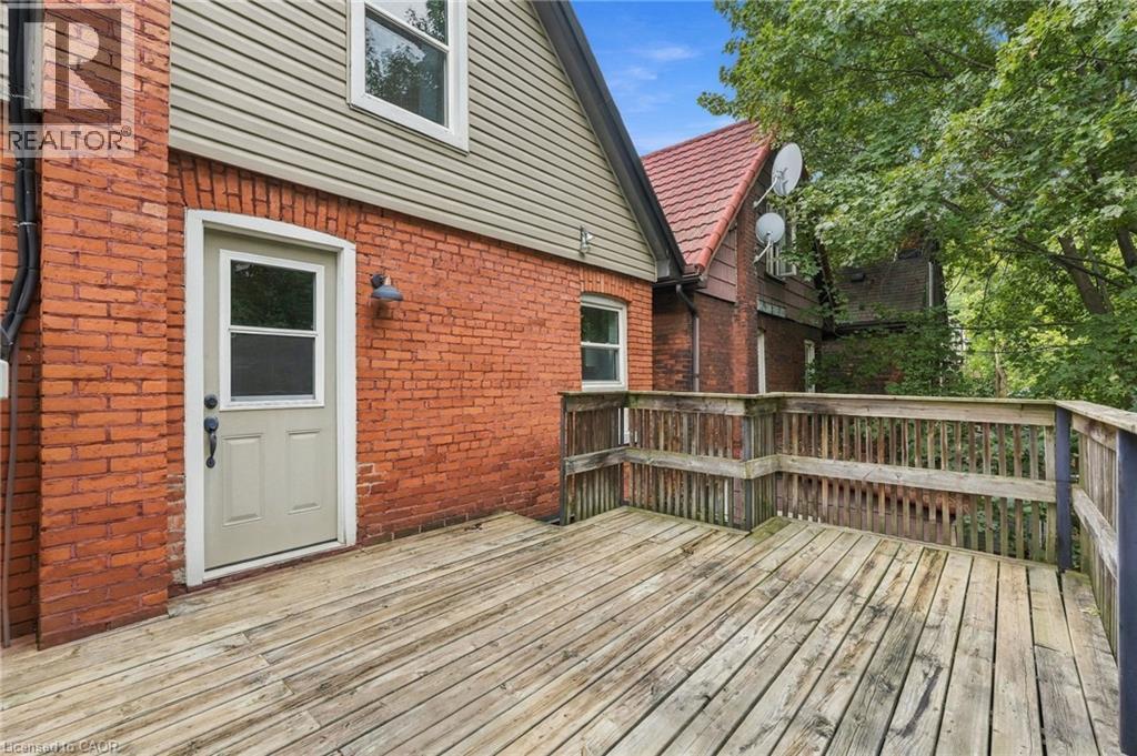 166 EMERALD Street S - 39