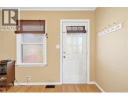 Living room/Dining room - 68 Hamilton Street, St  Catharines, ON L2S1K6 Photo 7