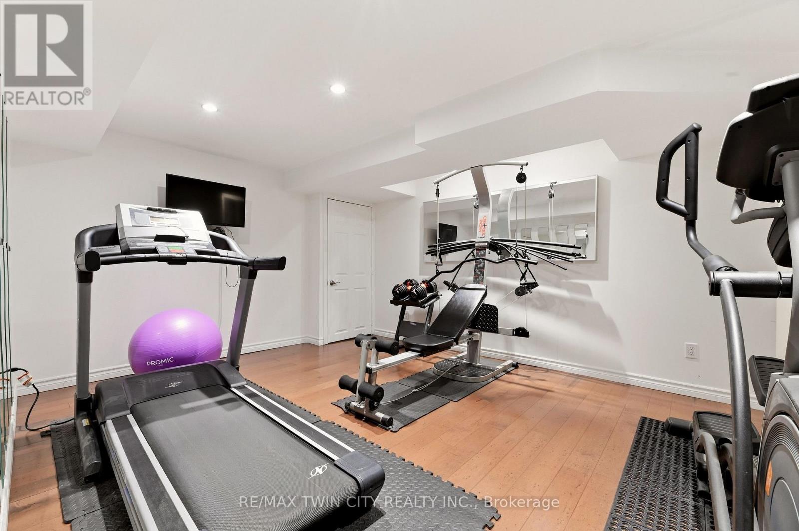 20 CARDINAL LANE - Image 26