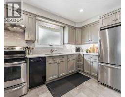 Kitchen - 1599 Coventry Court, Sarnia, ON N7S3X7 Photo 11