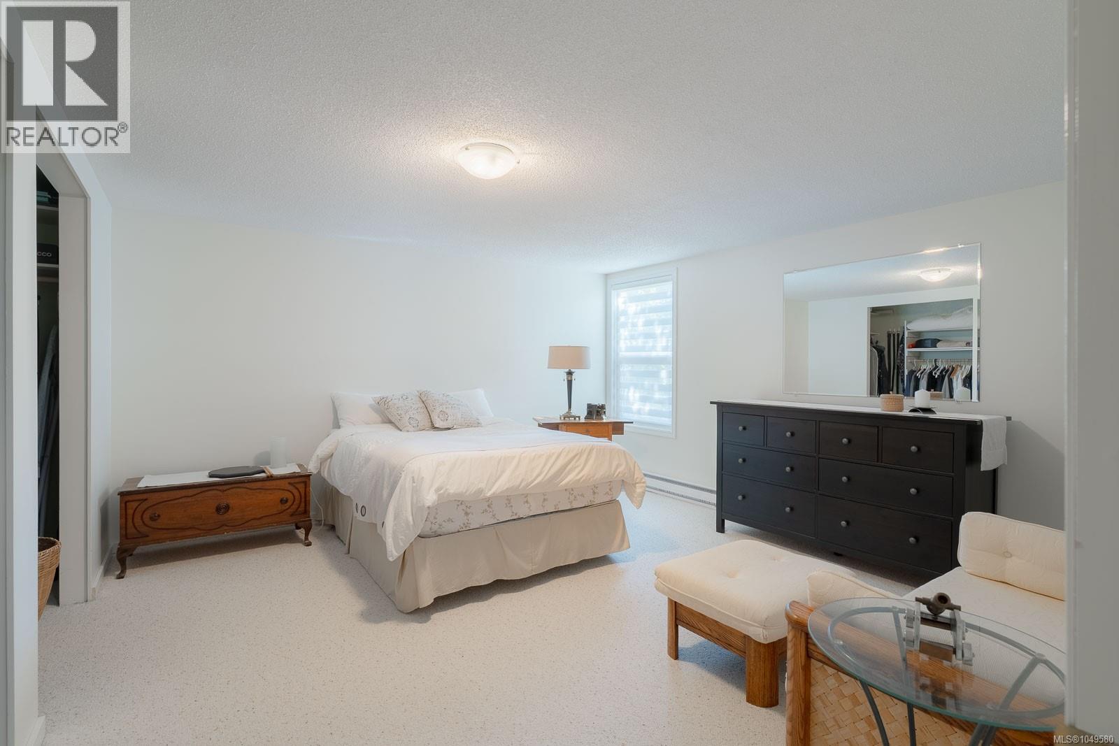 205 Scarborough Pl - Image 40