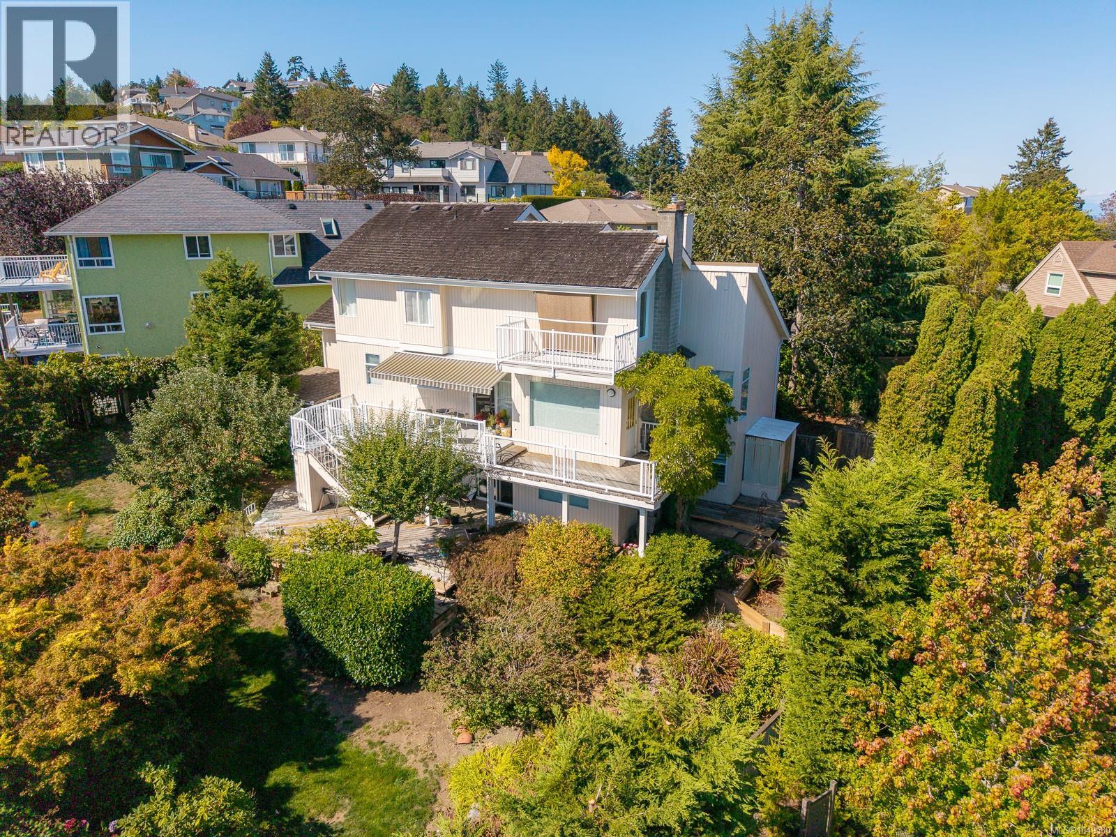 205 Scarborough Pl - 73
