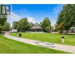 306 22347 Lougheed Highway, Maple Ridge, BC V2X2T3 Photo 28