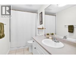 306 22347 Lougheed Highway, Maple Ridge, BC V2X2T3 Photo 15
