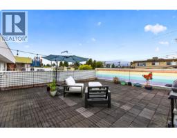 306 22347 Lougheed Highway, Maple Ridge, BC V2X2T3 Photo 19