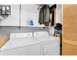 306 22347 Lougheed Highway, Maple Ridge, BC V2X2T3 Photo 16
