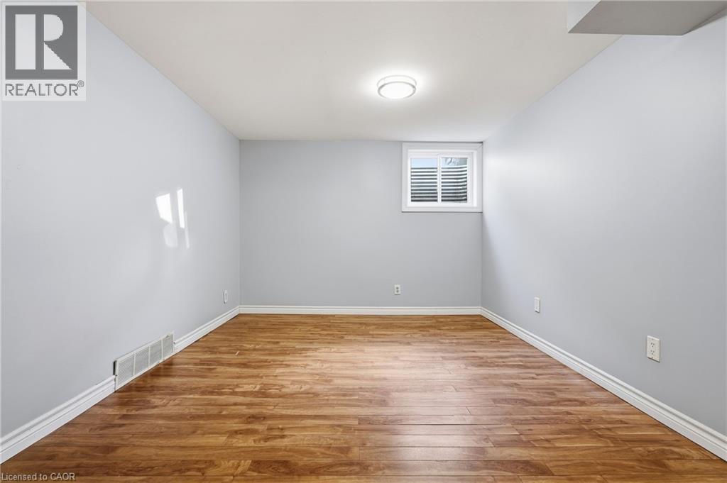 27 APPALACHIAN Crescent - Image 32