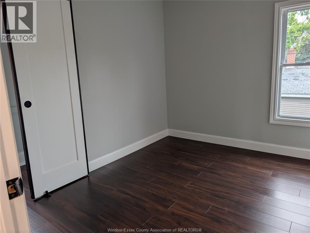 1108 DOUGALL AVENUE - 13