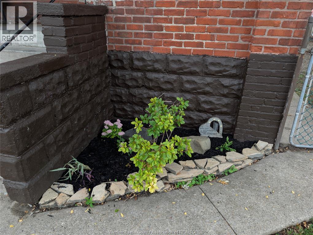 1108 DOUGALL AVENUE - Image 23