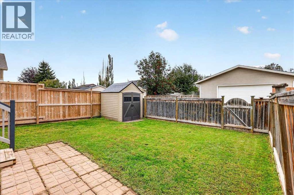 1429 Strathcona Way - 40