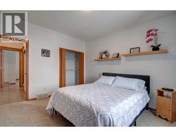 49 Thornfield Close Se, Airdrie, AB T4A2K7 Photo 22