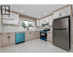 Kitchen - 43 Maranda Close Ne, Calgary, AB T2A3E7 Photo 8