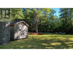 4pc Bathroom - 204 Rodney Street, Shelburne, NS B0T1W0 Photo 9