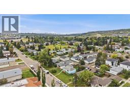 7711 39 Avenue Nw, Calgary, AB T3B1X4 Photo 17