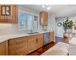 38 Lissington Drive SW - photo 11