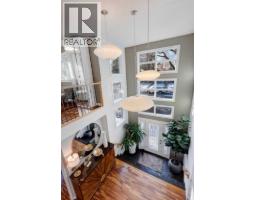 38 Lissington Drive SW - photo 20