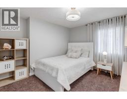 38 Lissington Drive SW - photo 28