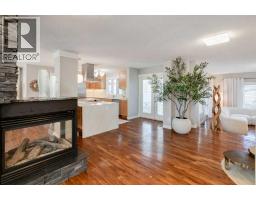 38 Lissington Drive SW - photo 4