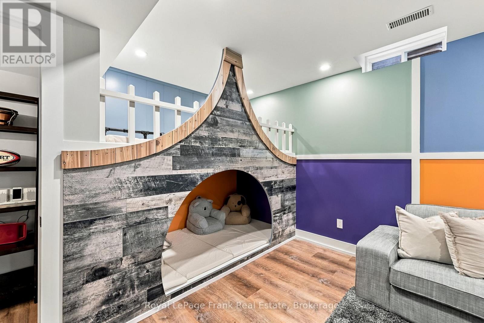 6 FOXBURY ROAD - Image 39