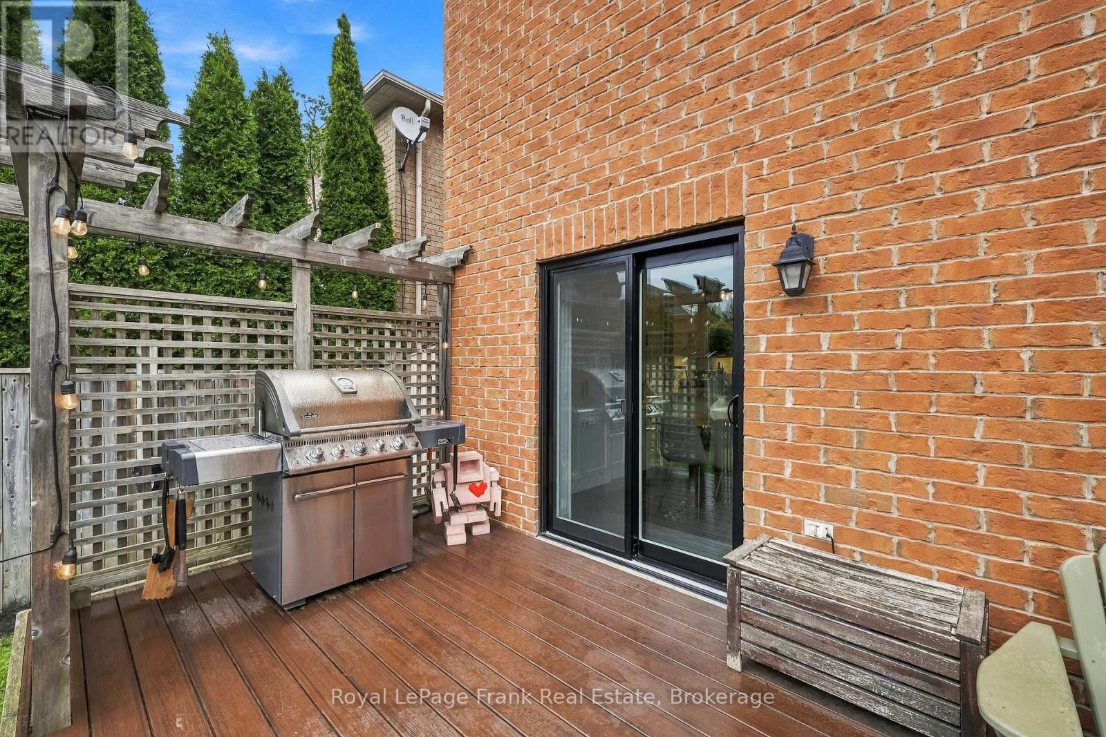 6 FOXBURY ROAD - Image 40